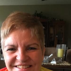 Meet your Posher, Catherine